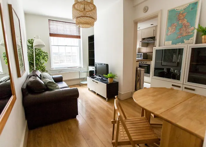 Bloomsbury Apartments By Allo Housing