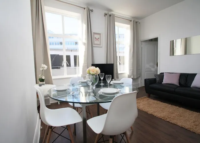 Regents Park Central Apartments
