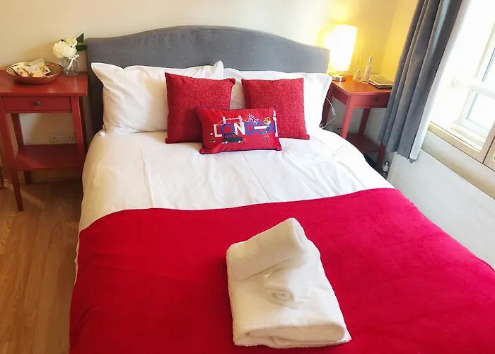 Meridian House Apartments