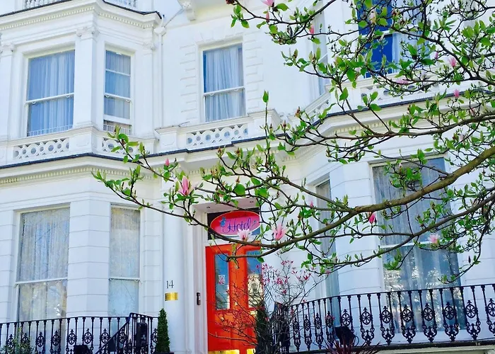 Blue Bells Hotel