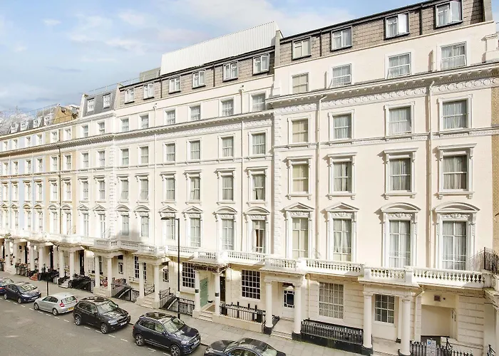 Queens Park Hotel