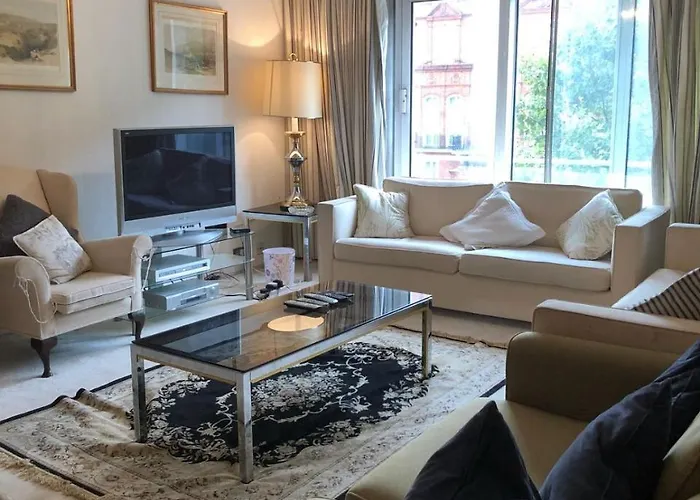 Princes Gate Apartment