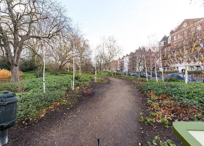 Luxury Battersea Park Home With Stunning Views