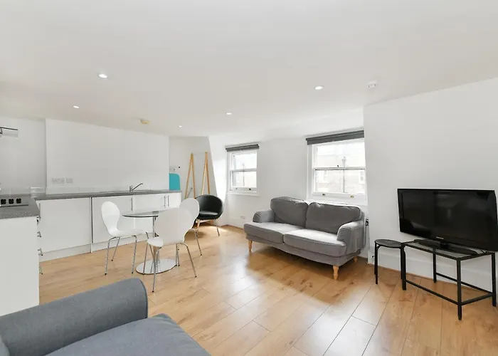 Blandford Street Apartments