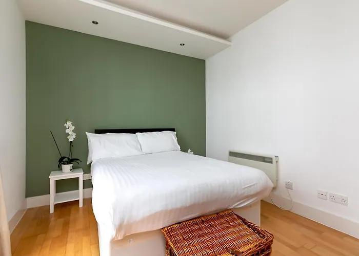 Holloway Road Apartments