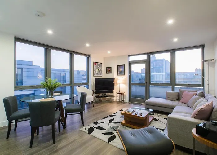 Elegant 1 Bed Flat With Balcony In Islington