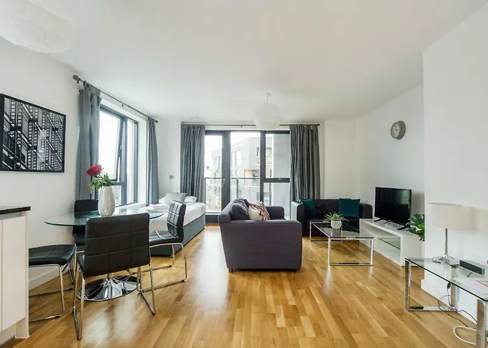 Greenwich Two Bedroom Apartments