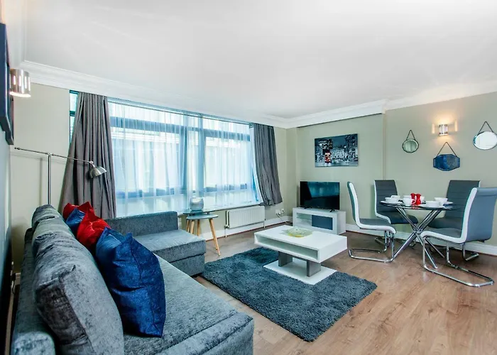 2Bed 2Bath Apartment In Fitzrovia - Free Exclusive Parking