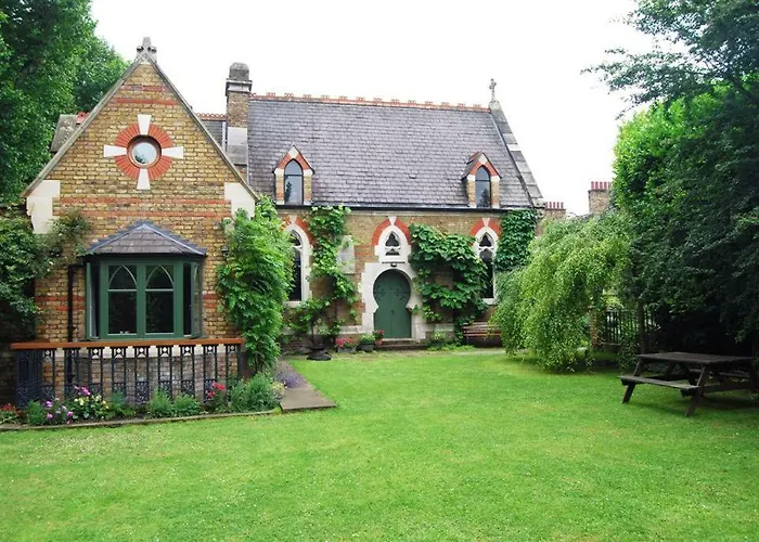 4 St Martins Almshouses