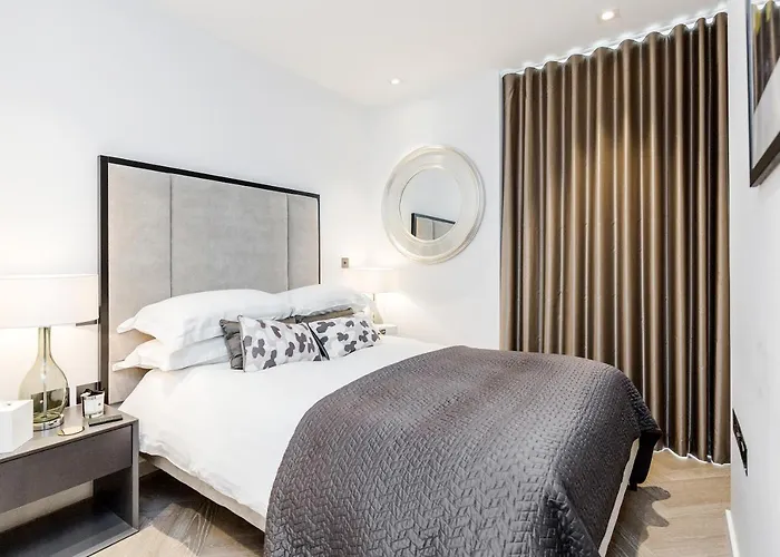 Luxury 1 Bedroom Battersea Power Station Apartment