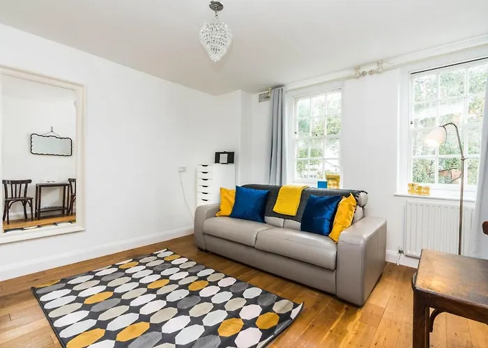 New Stylish & Sleek 1Bd Flat In Vibrant Islington