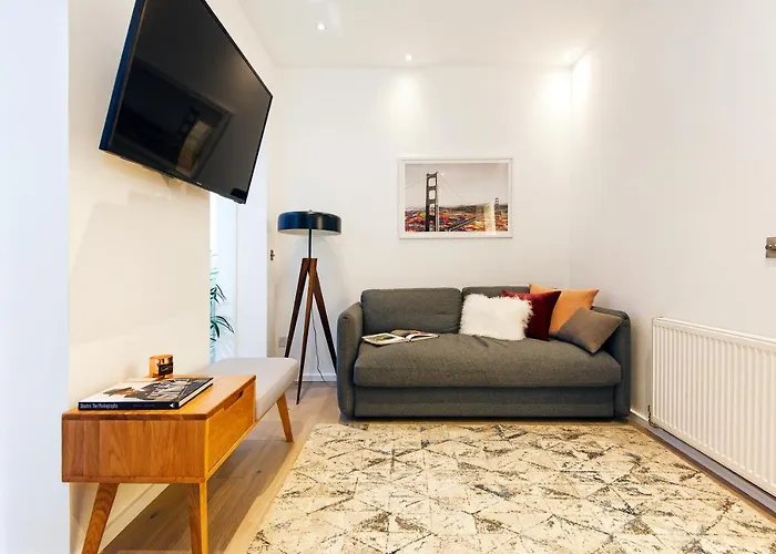 Arcore Premium Rental Monmouth Street