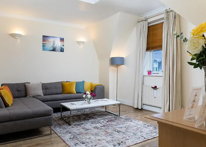 Oxford Street View Apartments