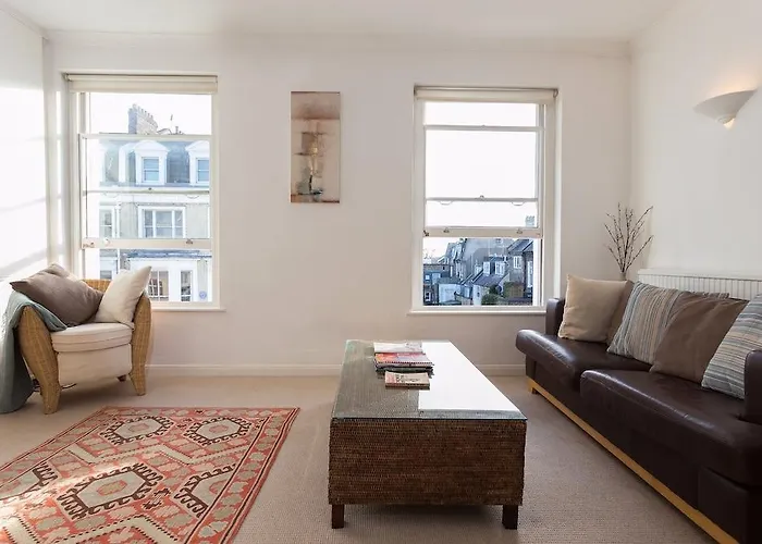 1 Bedroom Apartment In Notting Hill Accommodates 2