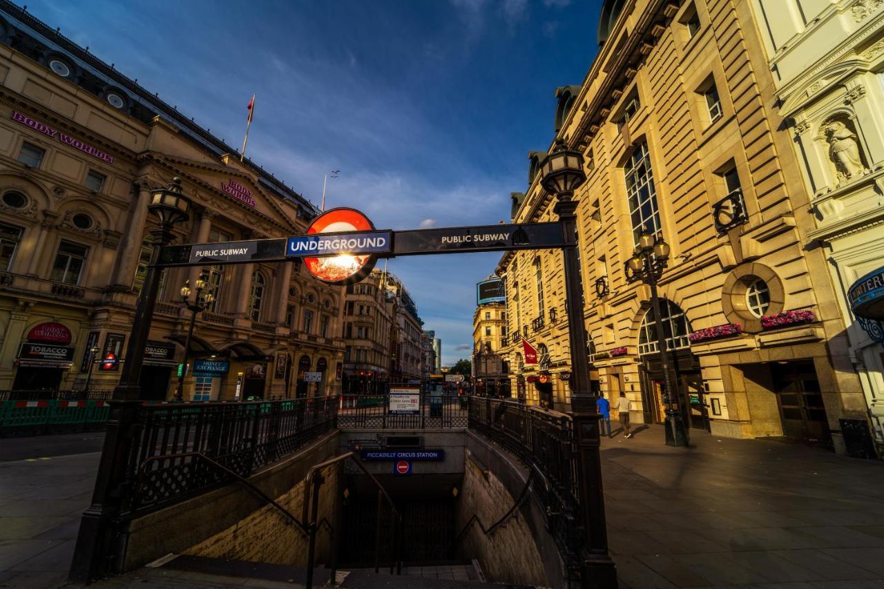 Park Lane Piccadilly Circus Apartment