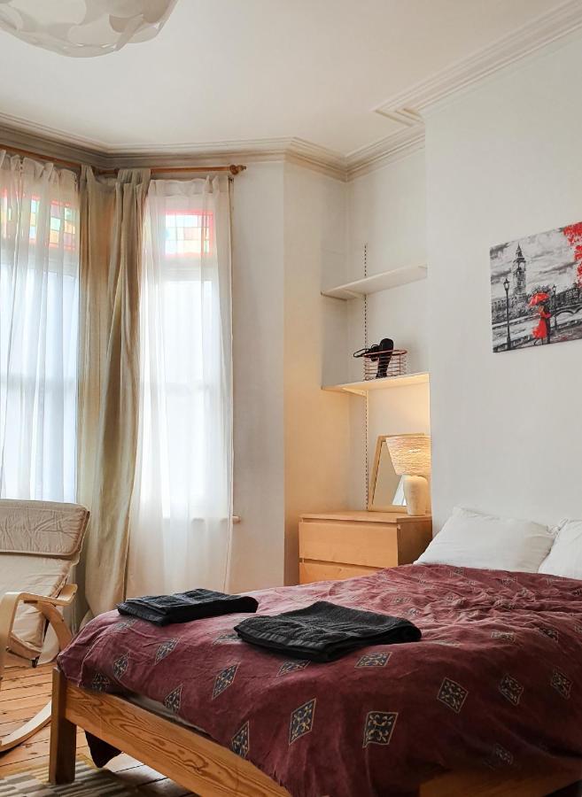 In Queen's Park Homestay