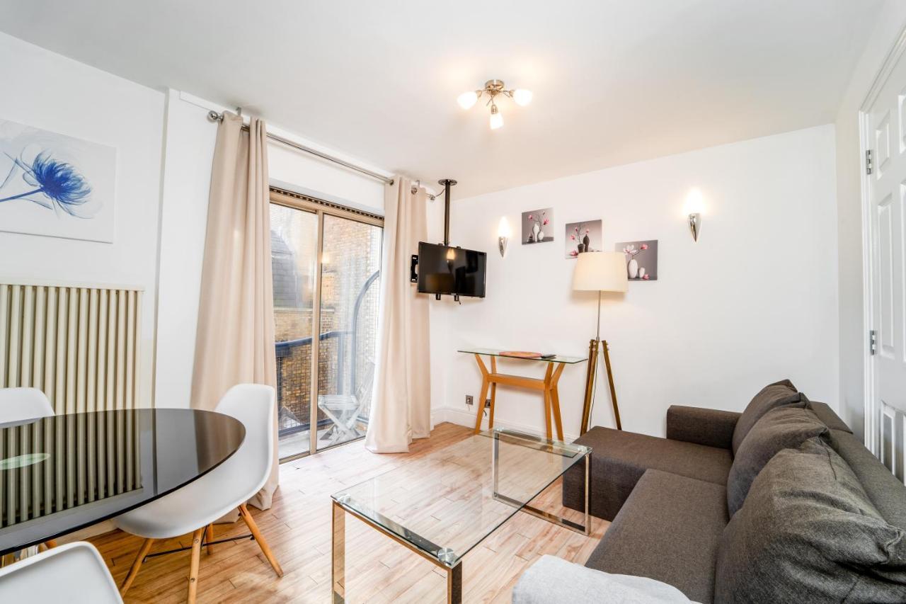 Park Lane Piccadilly Circus Apartment