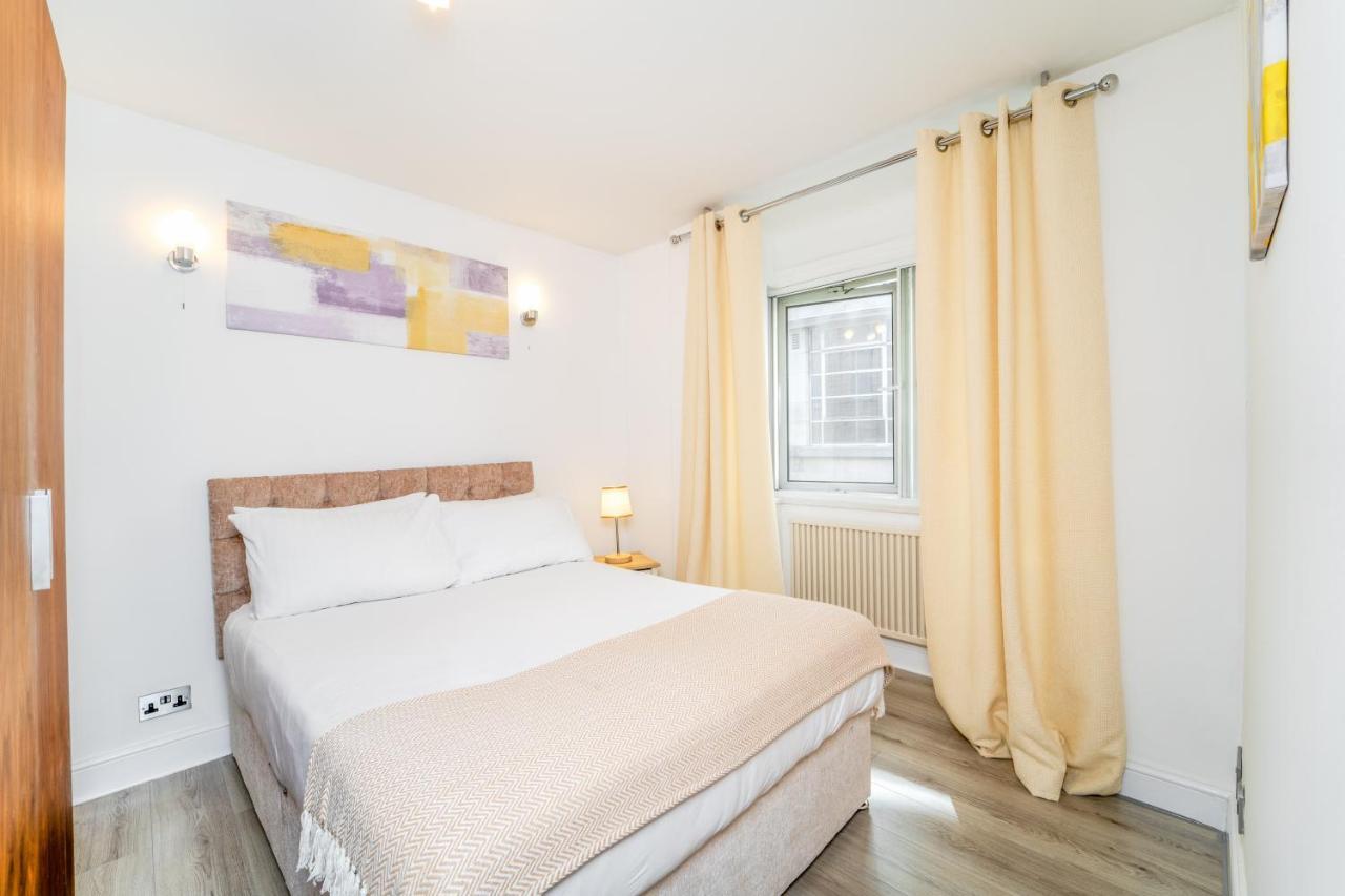 Apartment Park Lane Piccadilly Circus London