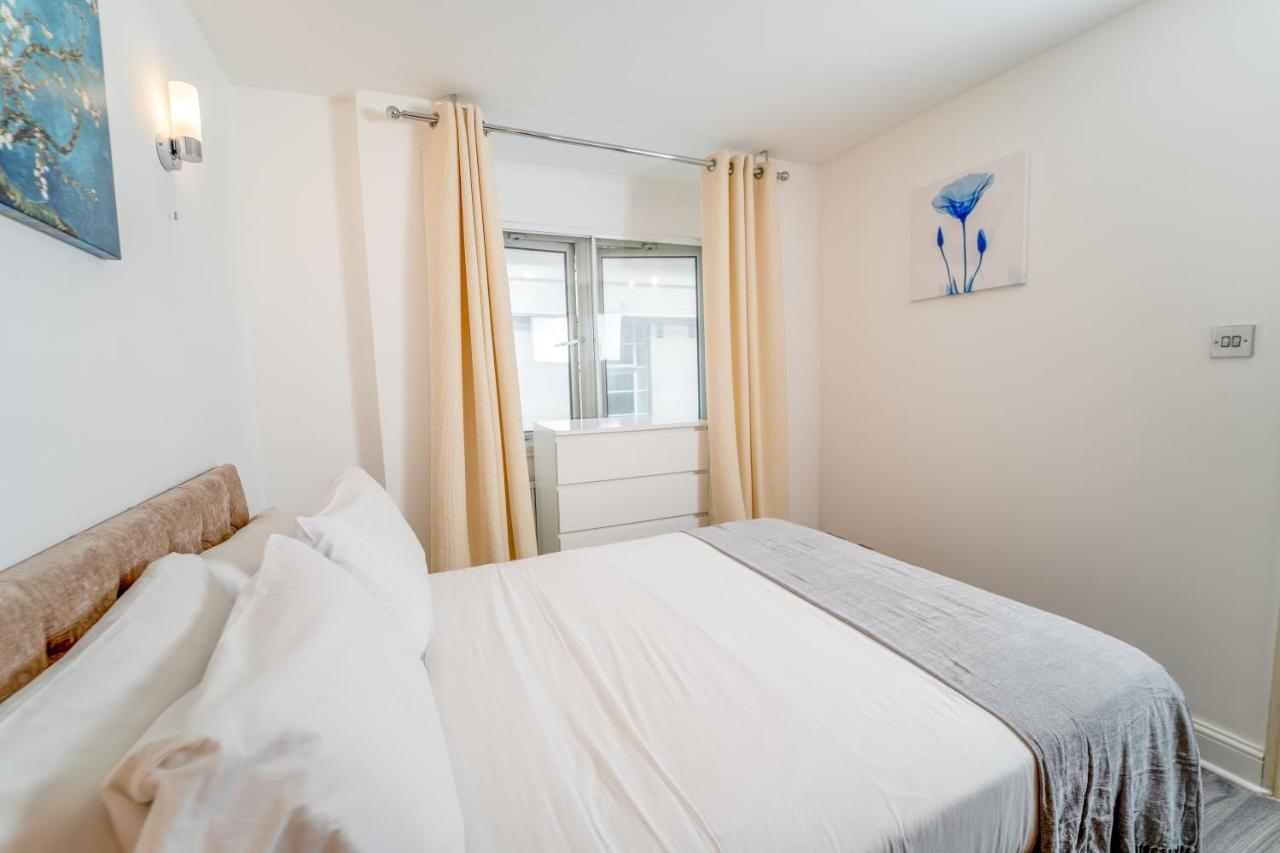 Apartment Park Lane Piccadilly Circus