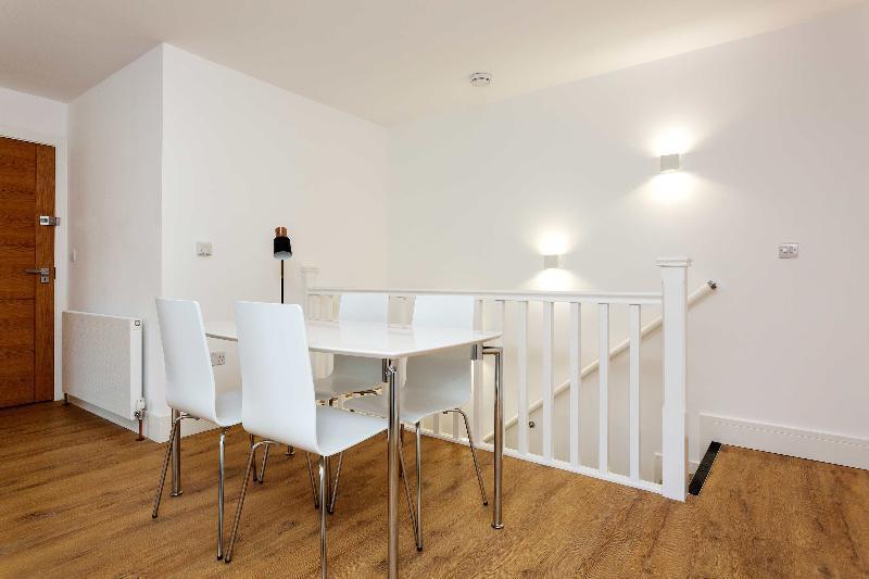 Oyo 136 Kings Ave New Builds Hotel London
