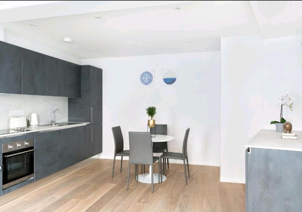 Apartment Luxury North London