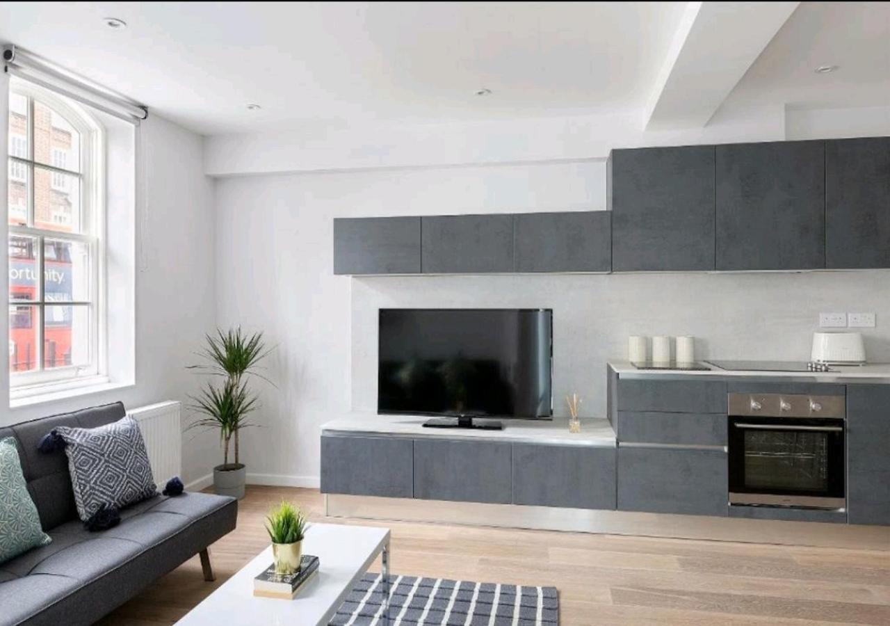 Luxury North * London