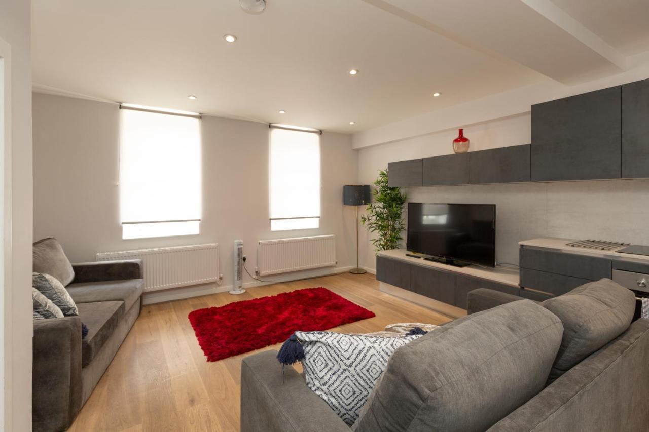 Luxury North * London