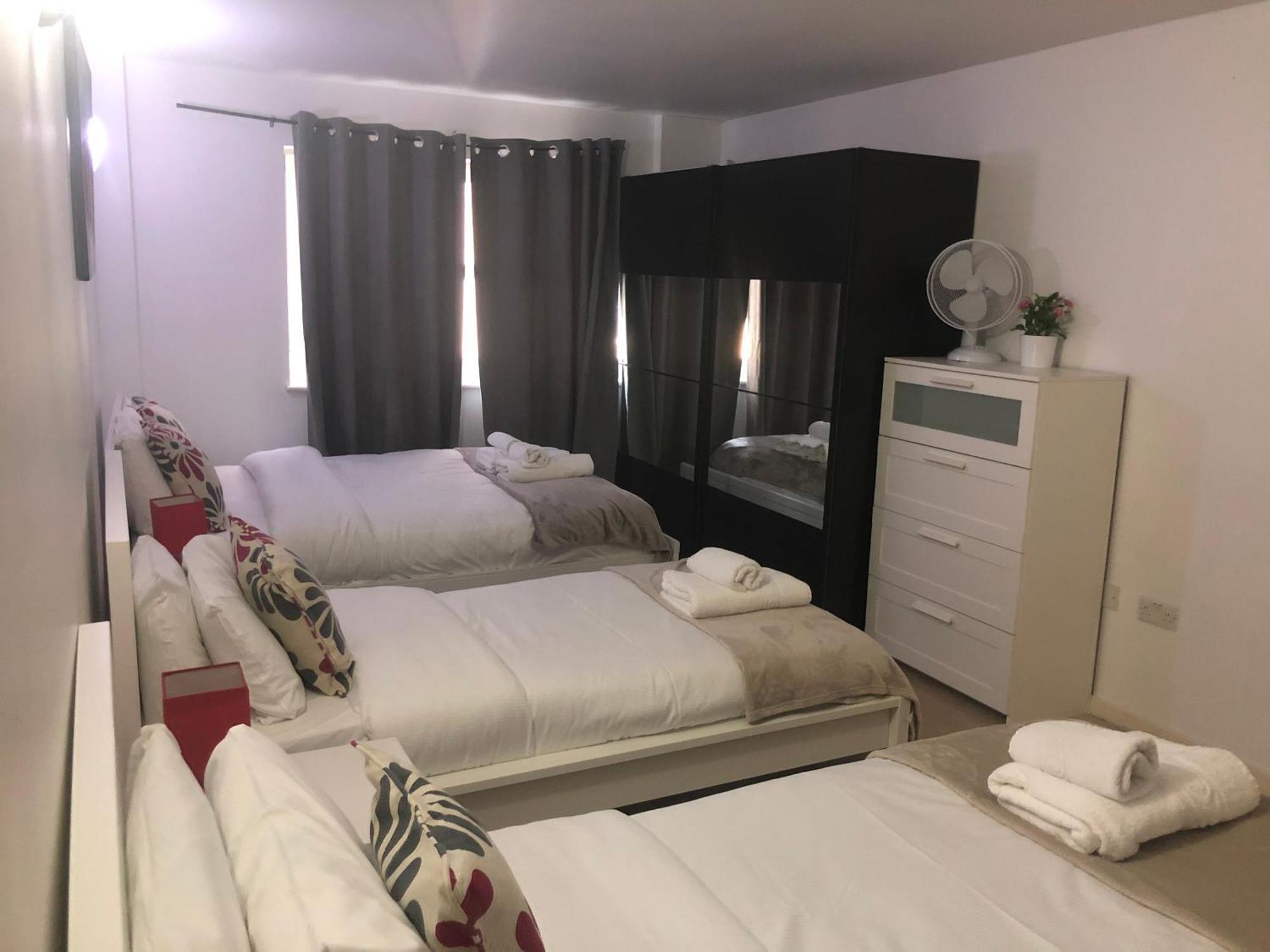 Apartment Larger Groups-london Excel -o2-canarywharf *