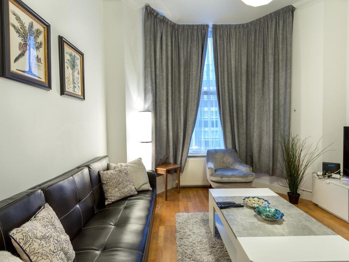 Spacious 1 Bed In West Kensington Or Hammersmith Apartment *
