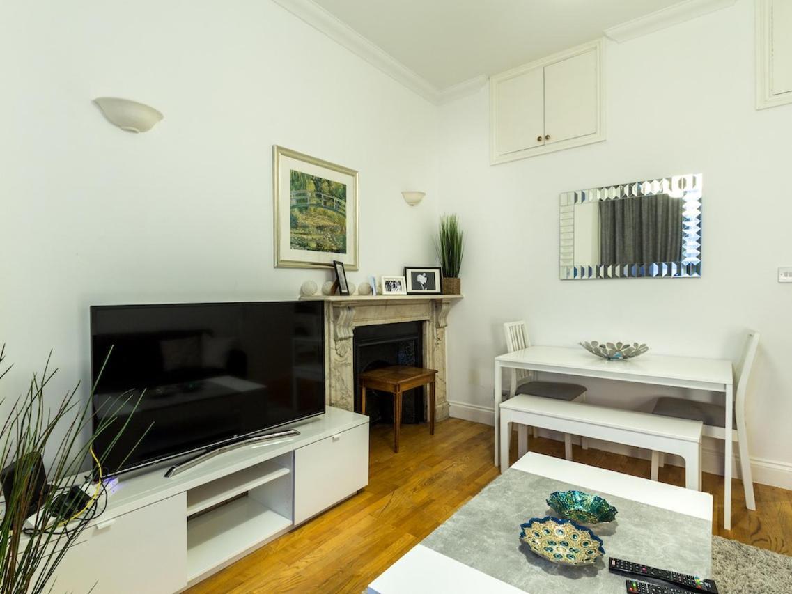 Apartment Spacious 1 Bed In West Kensington Or Hammersmith *