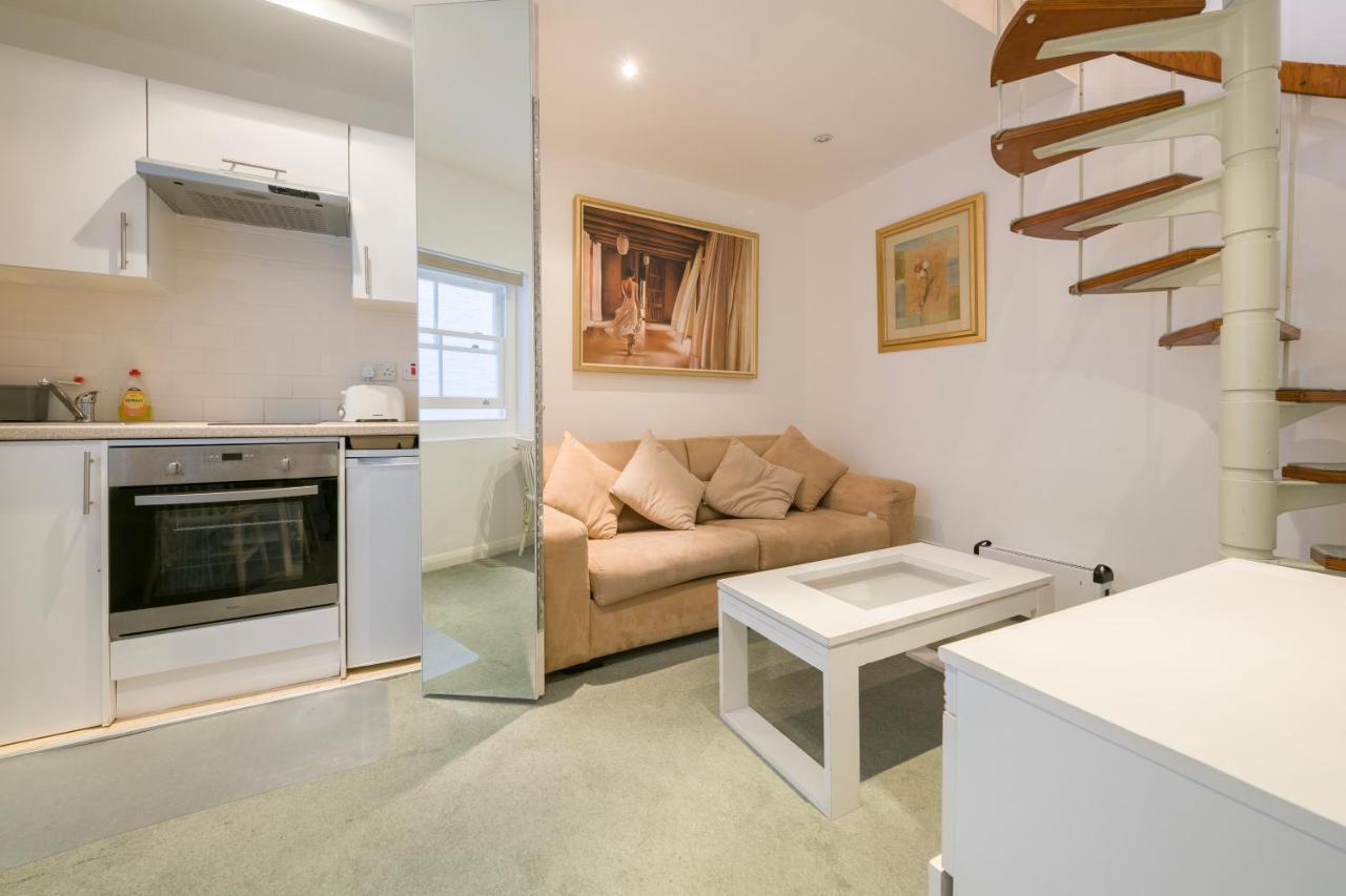 Hyde Park Serviced * London