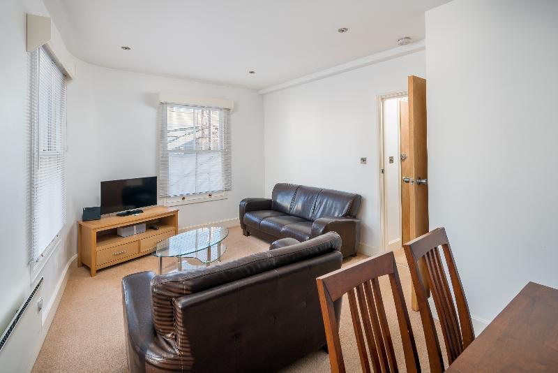 Oyo 126 Flat 1 21 Lower Marsh Waterloo Hotel 3*