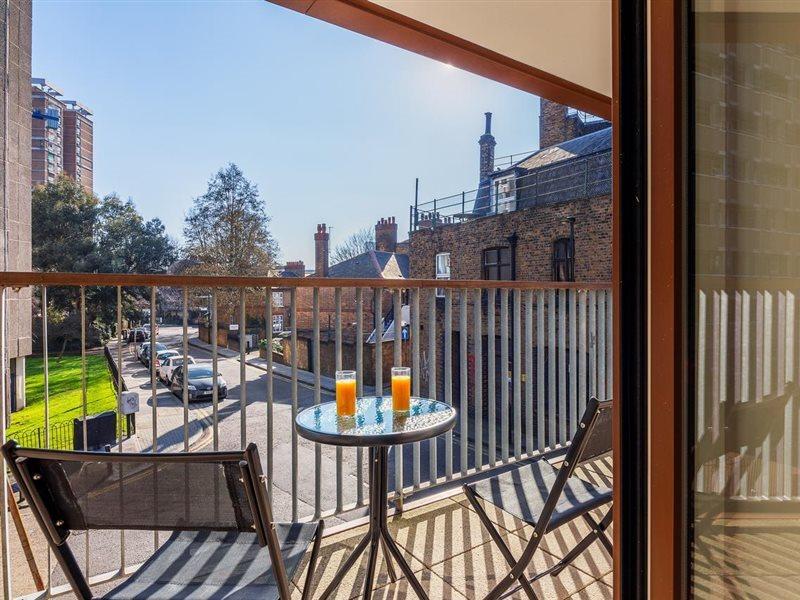 Modern Close To Colombia Road Market London