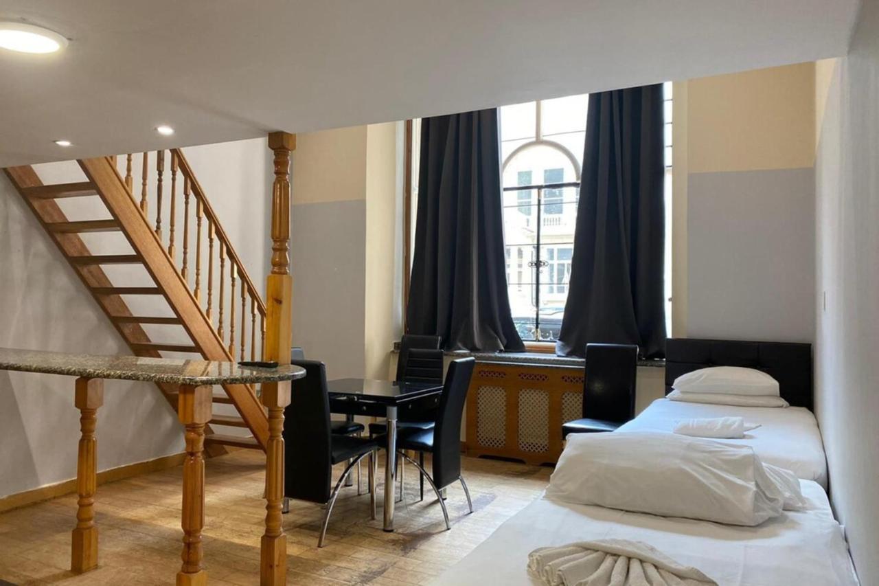 Mezzanine Studio For 5-near Hydepark-r5-building32 Apartment London