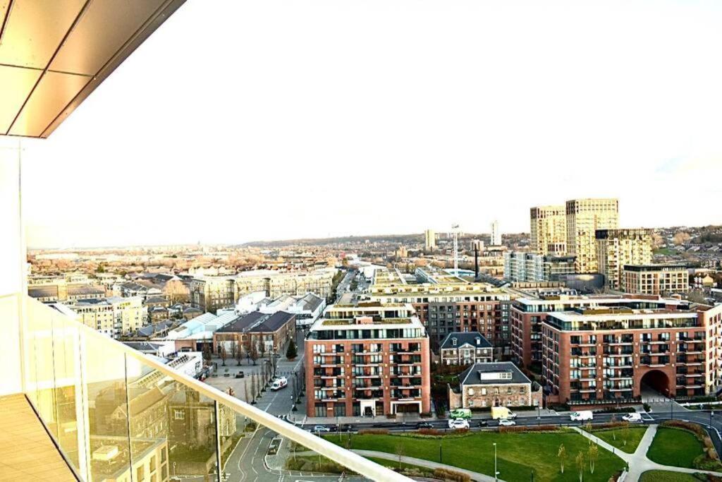 Apartment Luxury River Side Penthouse