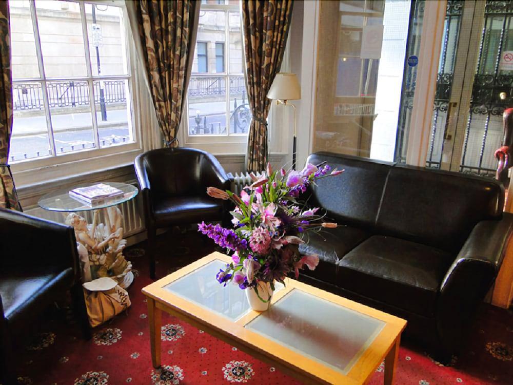 Hallam Hotel