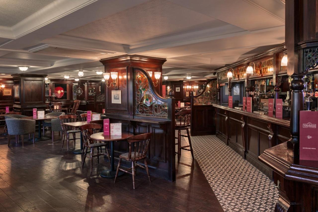 Kensington Forum, An Ihg 4* London