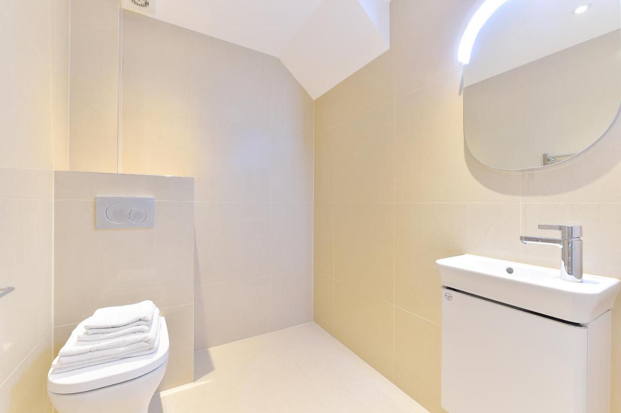 Bermondsey Apartment