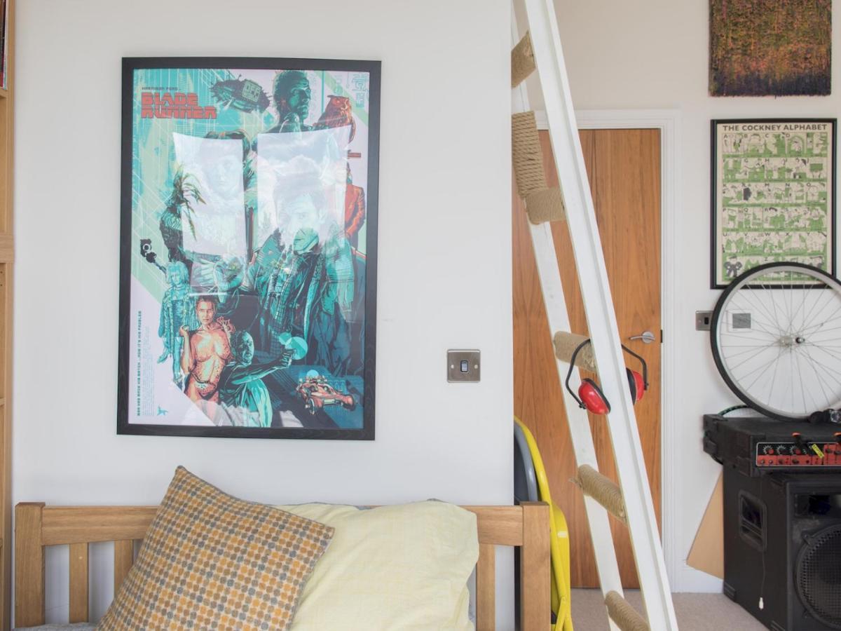 Pass The Keys Trendy 2Br Walthamstow Apartment- Perfect Location Apartment *