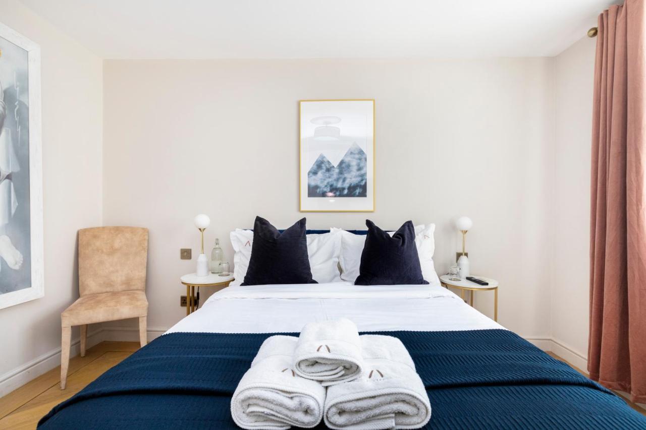 Casa Charles In Mayfair *