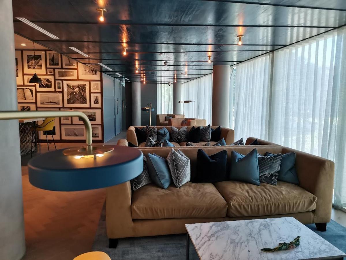 Charles Hope Canary Wharf South Quay Apartamento Londres