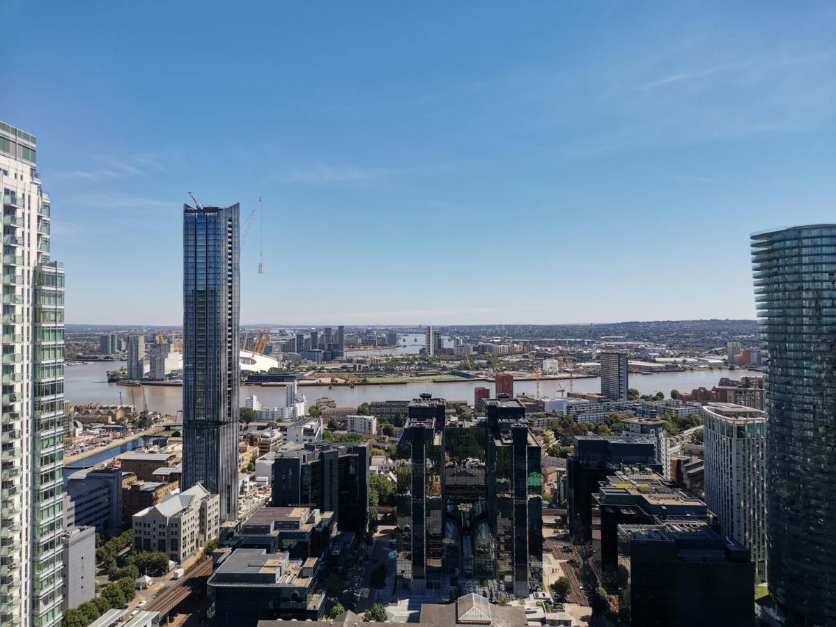Charles Hope Canary Wharf South Quay * Londres