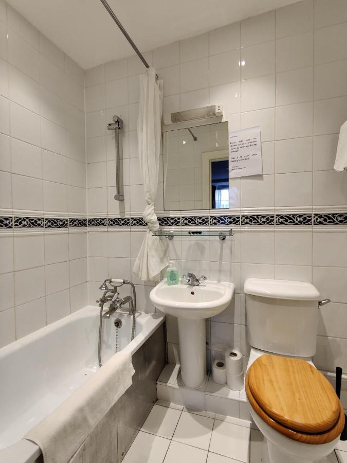 Blue Bells Hotel 3*