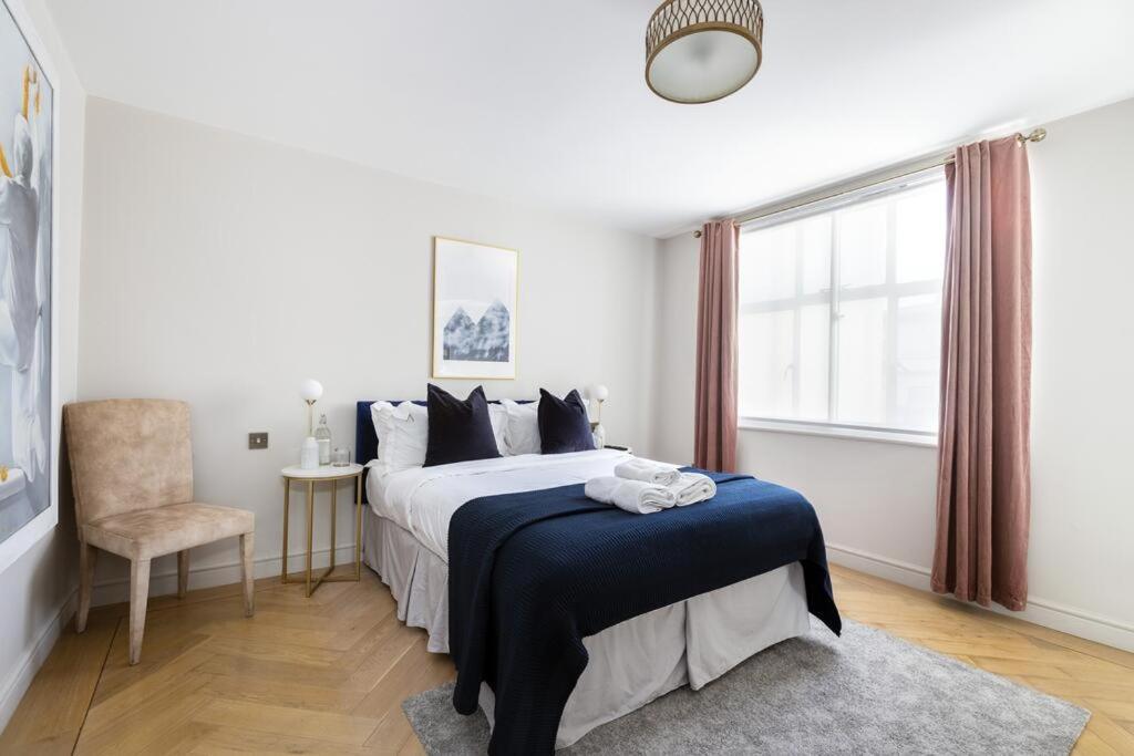 Berkeley Square Apartment London