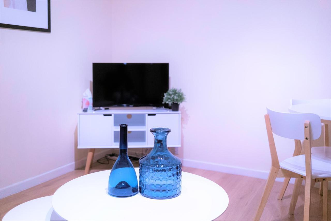 The Dwelling Point - Cannon Street Apartment