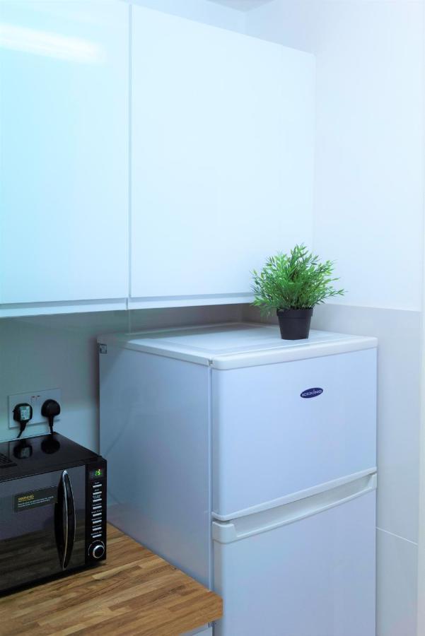The Dwelling Point - Cannon Street Apartment London