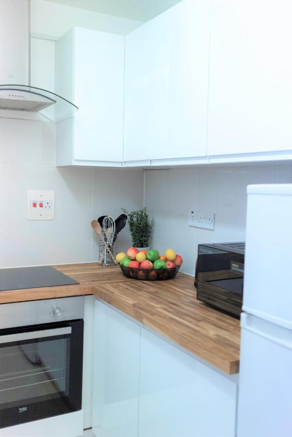 The Dwelling Point - Cannon Street Apartment *