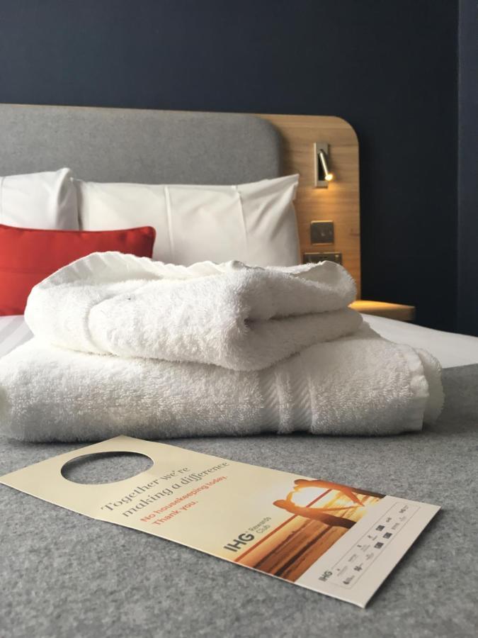 Express Victoria By Ihg