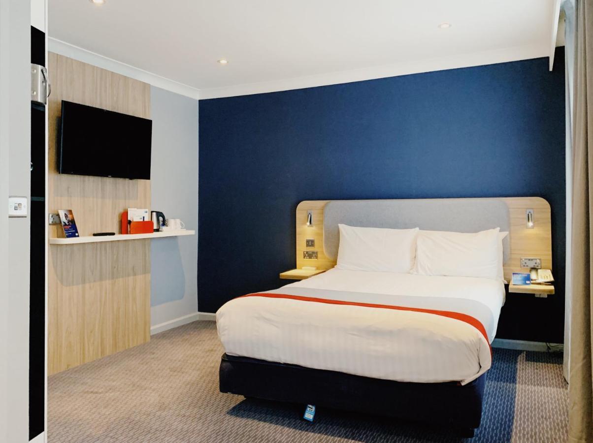 Express Victoria By Ihg London