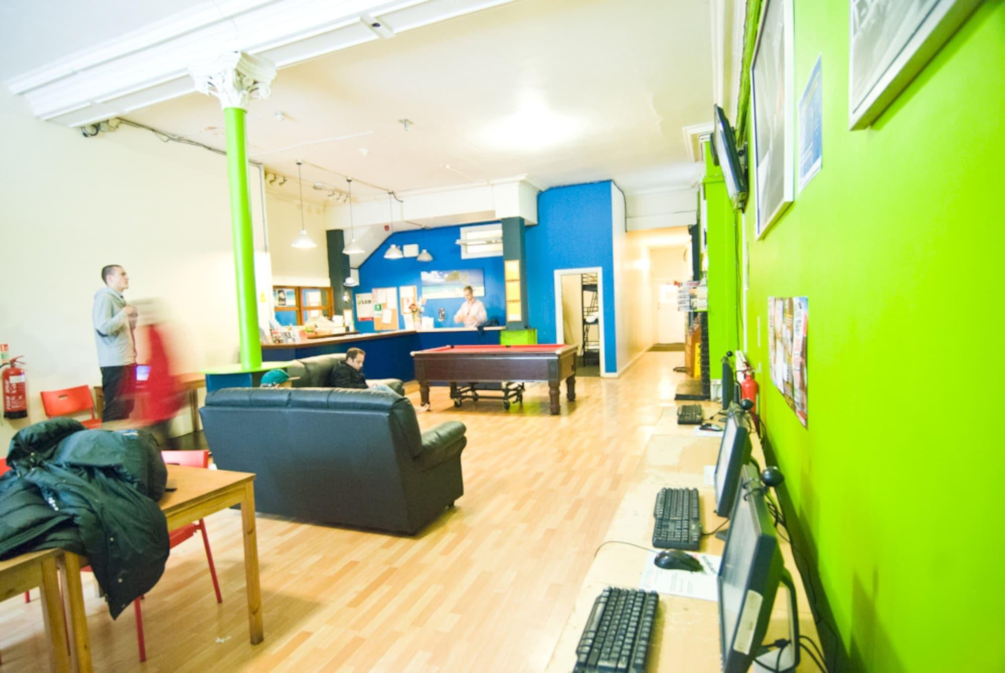 Onefam Waterloo 18-36 Years Old Hostel London